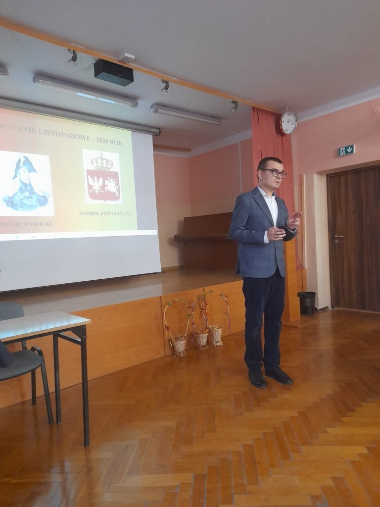 Akademia 11 listopada