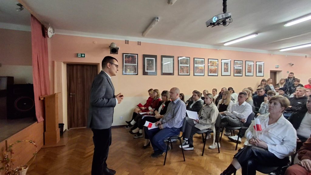 Akademia 11 listopada